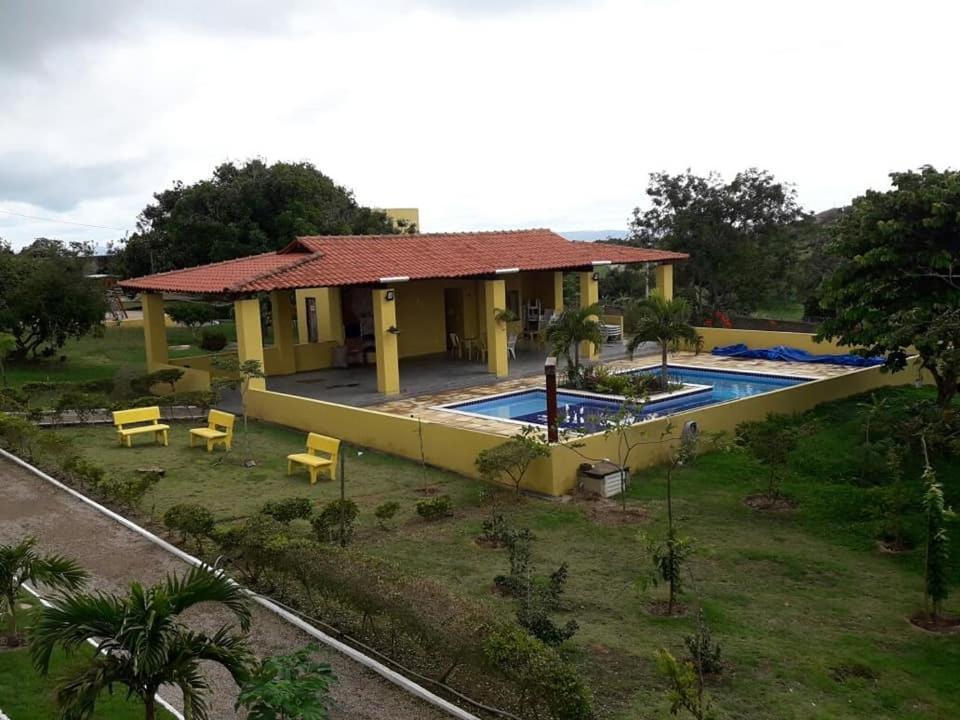 Flat Condominio Serra Negra Bezerros Eksteriør billede